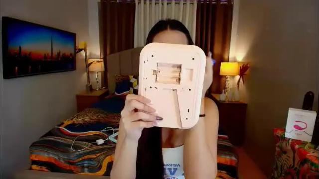 Thumbnail 2, elliecummers's Stream at Chaturbate, 2 months ago