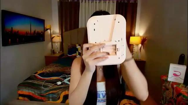 Image 7 of elliecummers Stream on Chaturbate on 2 months ago