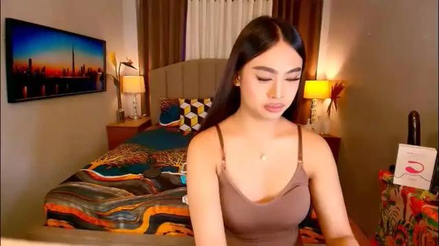 Image 8 of elliecummers Stream on Chaturbate on 2 months ago