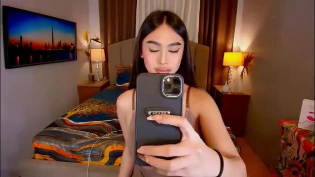 Image 10 of elliecummers Stream on Chaturbate on 2 months ago