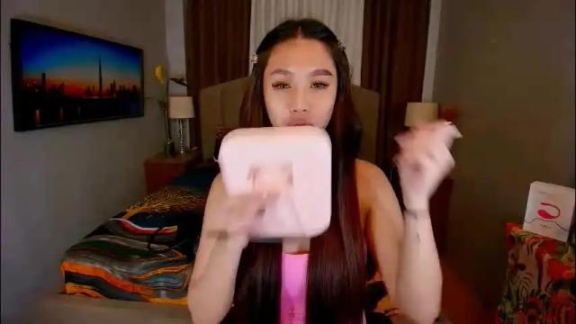 Image 2 of elliecummers Stream on Chaturbate on 1 month ago