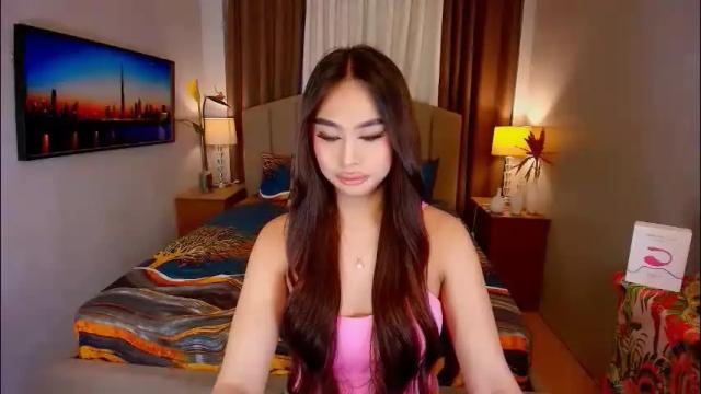 Image 4 of elliecummers Stream on Chaturbate on 1 month ago