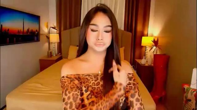 Image 8 of elliecummers Stream on Chaturbate on 26 days ago