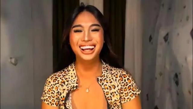 Image 2 of elliecummers Stream on Chaturbate on 1 day ago