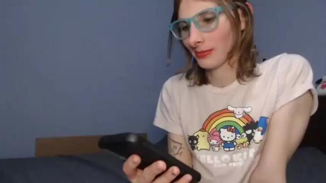 Image 11 of elliehearthfire Stream on Chaturbate on 15 months ago