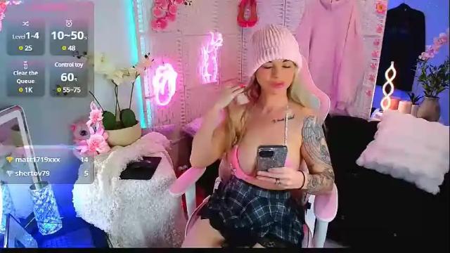 Image 8 of elliekarrrx Stream on Chaturbate on 6 days ago