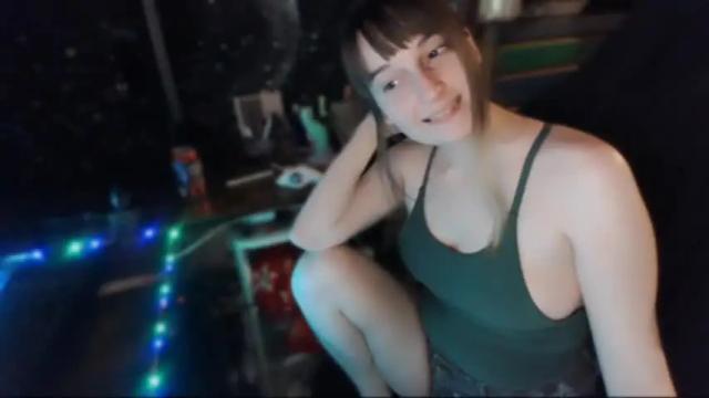 Thumbnail 3, ellieobey's Stream at Chaturbate, 16 months ago