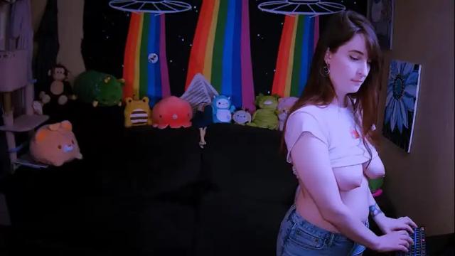 Image 8 of ellieobey Stream on Chaturbate on 1 month ago