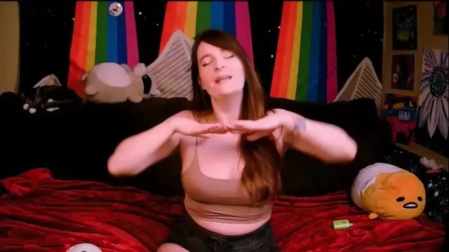 Image 3 of ellieobey Stream on Chaturbate on 4 days ago