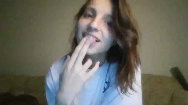 Image 3 of ellieroze Stream on Chaturbate on 20 months ago