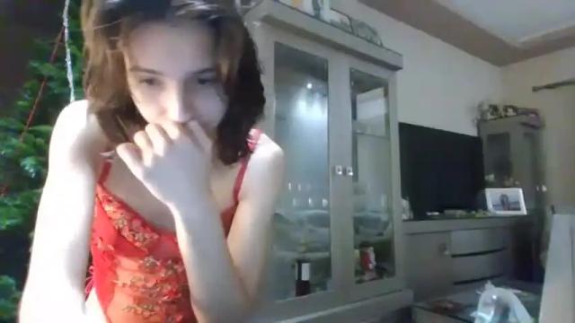 Image 12 of ellieroze Stream on Chaturbate on 16 months ago
