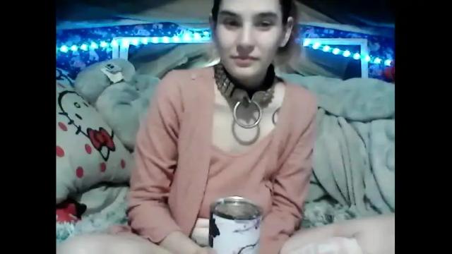 Image 2 of elliethedolly Stream on Chaturbate on 18 months ago