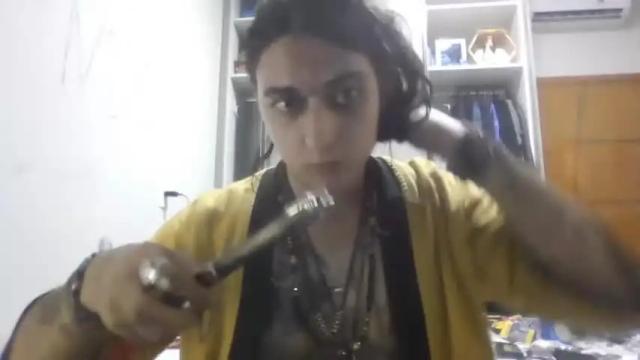 Image 4 of ellisari Stream on Chaturbate on 17 months ago