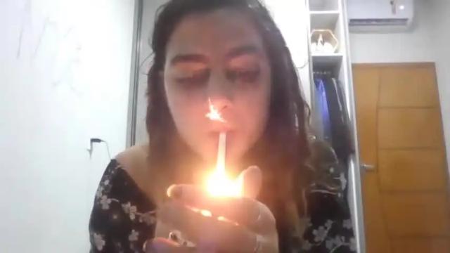 Image 12 of ellisari Stream on Chaturbate on 17 months ago