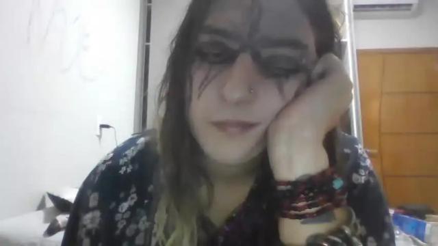 Image 10 of ellisari Stream on Chaturbate on 17 months ago