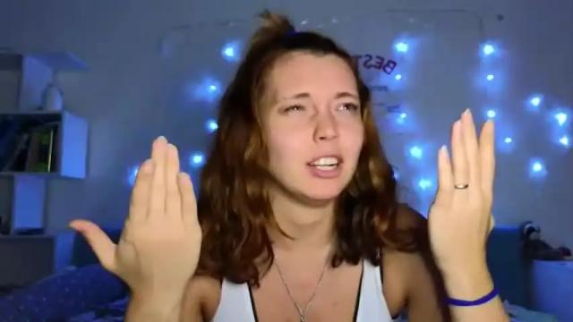 Image 8 of ellisunny Stream on Chaturbate on 14 months ago