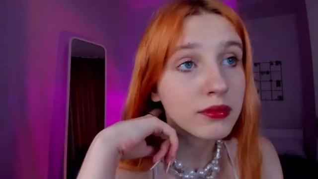Image 6 of elly_leen_ Stream on Chaturbate on 18 months ago