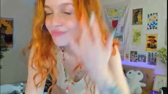 Image 10 of elly_milas Stream on Chaturbate on 2 months ago