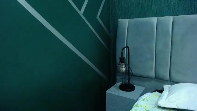 Image 12 of elly_nova Stream on Chaturbate on 19 months ago