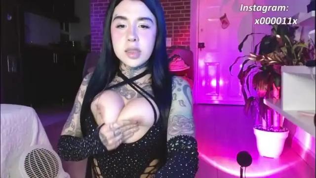 Image 12 of elly_skye Stream on Chaturbate on 15 days ago