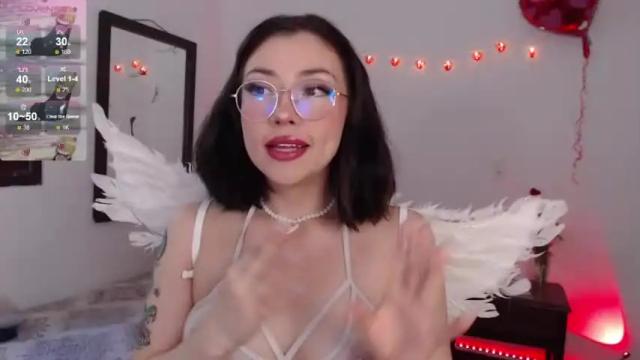 Image 3 of elly_uwuw Stream on Chaturbate on 20 months ago