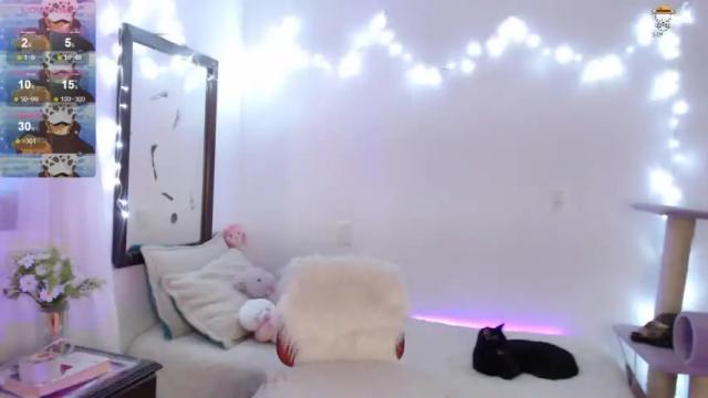Thumbnail 1, elly_uwuw's Stream at Chaturbate, 19 months ago