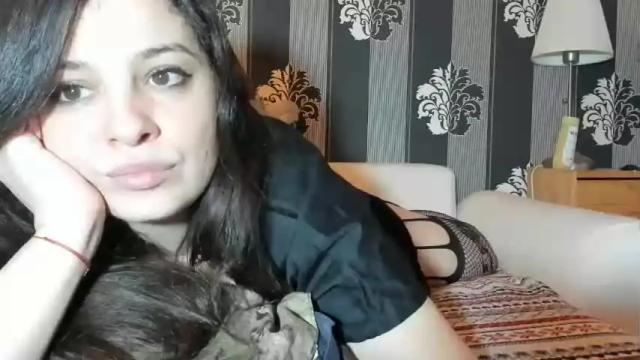 Image 3 of ellyssa_ Stream on Chaturbate on 15 months ago