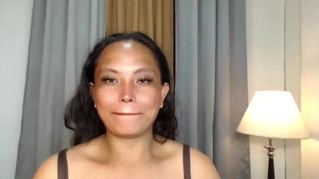 Image 10 of elma_lyn Stream on Chaturbate on 20 months ago