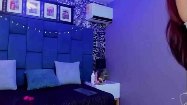 Image 6 of elodie_walker Stream on Chaturbate on 1 month ago