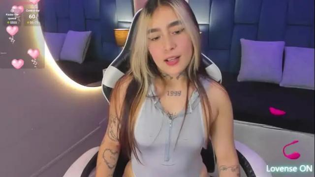 Image 7 of elodie_walker Stream on Chaturbate on 1 month ago