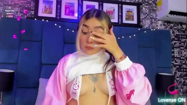 Image 12 of elodie_walker Stream on Chaturbate on 1 month ago