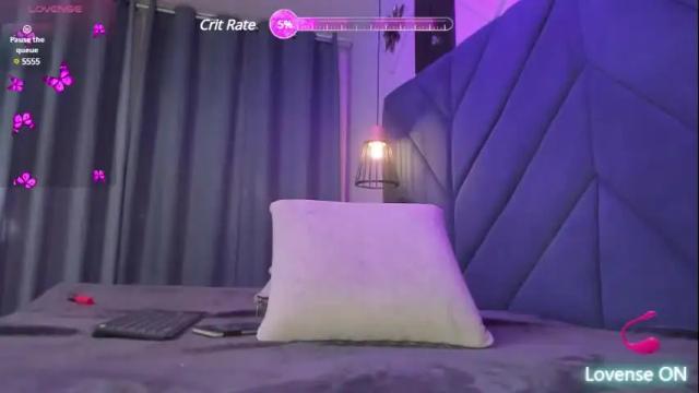 Thumbnail 1, elodie_walker's Stream at Chaturbate, 1 month ago