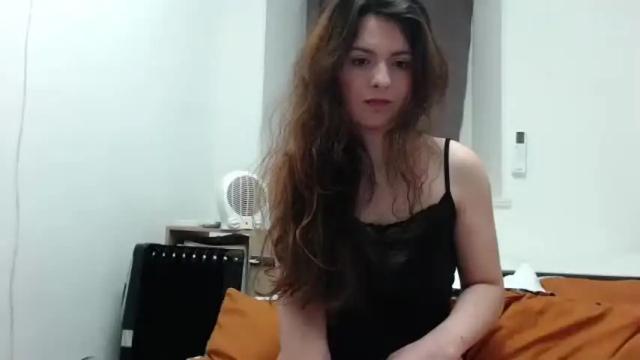 Image 4 of elodiecoquine1 Stream on Chaturbate on 1 month ago