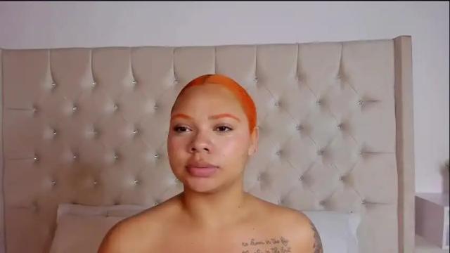 Image 11 of eloisa_cleavage_ Stream on Chaturbate on 1 month ago