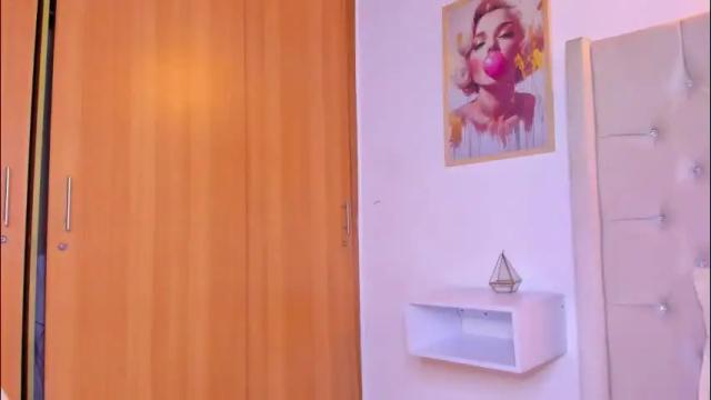 Thumbnail 3, eloisa_cleavage_'s Stream at Chaturbate, 1 month ago