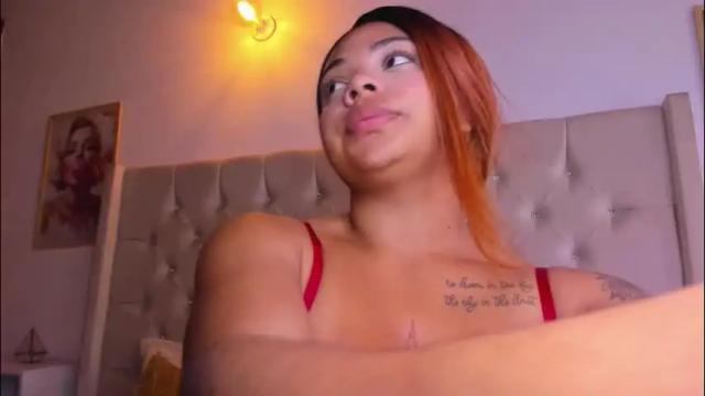 Image 4 of eloisa_cleavage_ Stream on Chaturbate on 21 hours ago