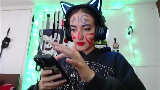 Image 2 of eloise_brown_ Stream on Chaturbate on 1 month ago