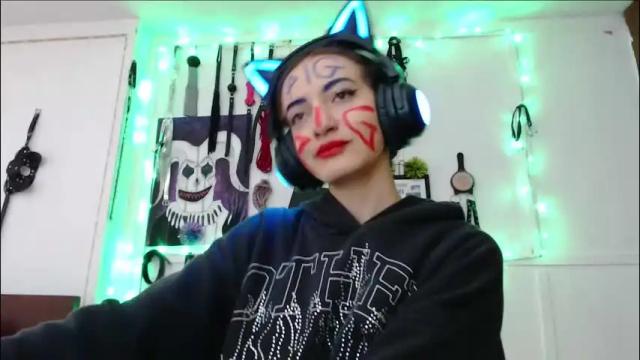 Image 3 of eloise_brown_ Stream on Chaturbate on 1 month ago