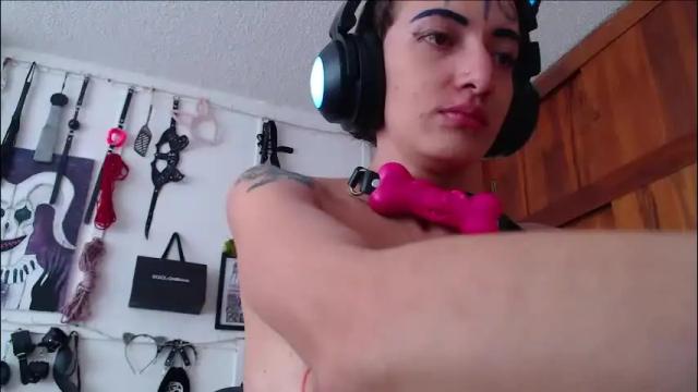 Image 2 of eloise_brown_ Stream on Chaturbate on 1 month ago
