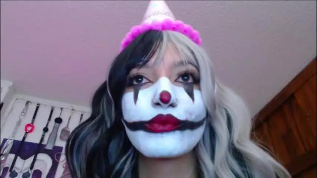 Image 3 of eloise_brown_ Stream on Chaturbate on 24 days ago