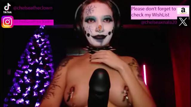 Image 12 of eloise_brown_ Stream on Chaturbate on 17 days ago