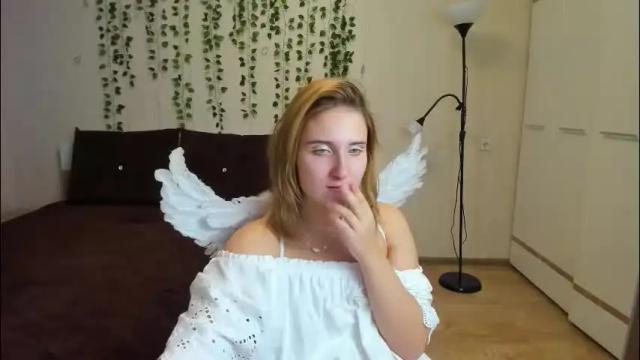 Image 3 of elsa_hot_here Stream on Chaturbate on 2 months ago