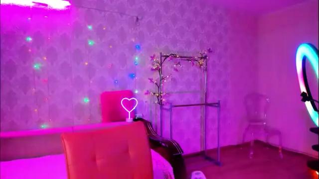 Image 4 of elsa_hot_here Stream on Chaturbate on 1 month ago