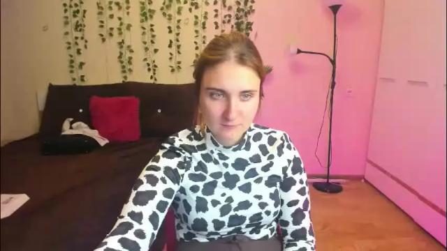 Thumbnail 1, elsa_hot_here's Stream at Chaturbate, 1 month ago