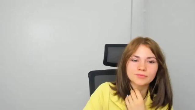 Image 3 of elsa_mur Stream on Chaturbate on 15 months ago