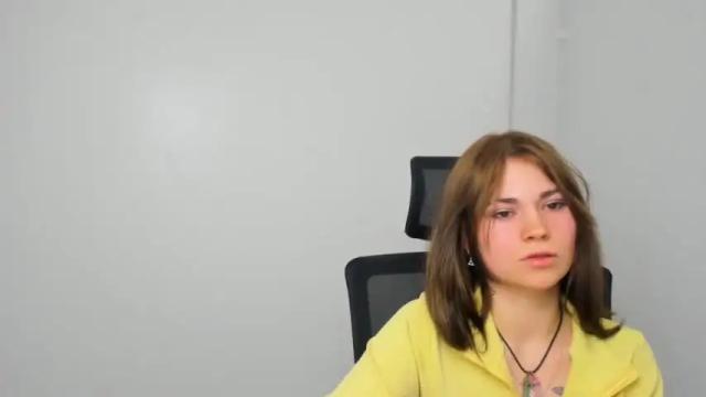 Image 7 of elsa_mur Stream on Chaturbate on 15 months ago