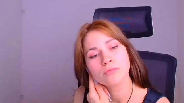 Image 6 of elsa_mur Stream on Chaturbate on 14 months ago
