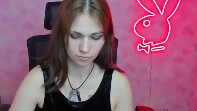 Image 4 of elsa_mur Stream on Chaturbate on 14 months ago