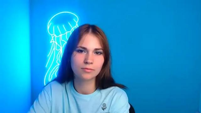Image 2 of elsa_mur Stream on Chaturbate on 15 months ago