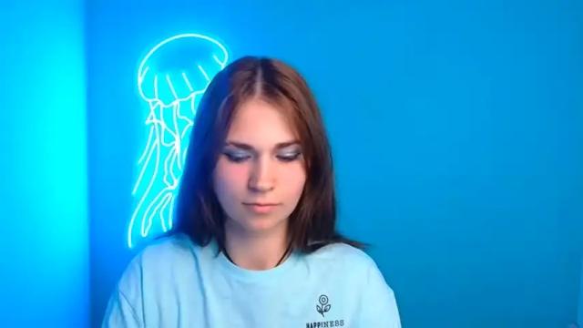 Image 4 of elsa_mur Stream on Chaturbate on 15 months ago